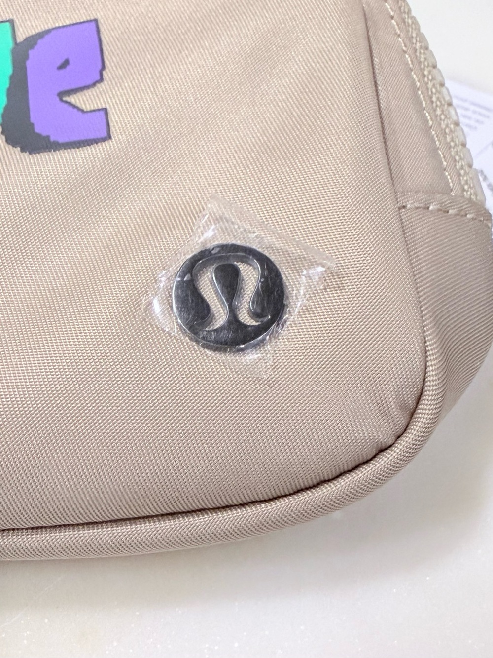 NWT Lululemon Everywhere Belt Bag 1L Pride 4ever Love O/S Crossbody Beige - Picture 3 of 8